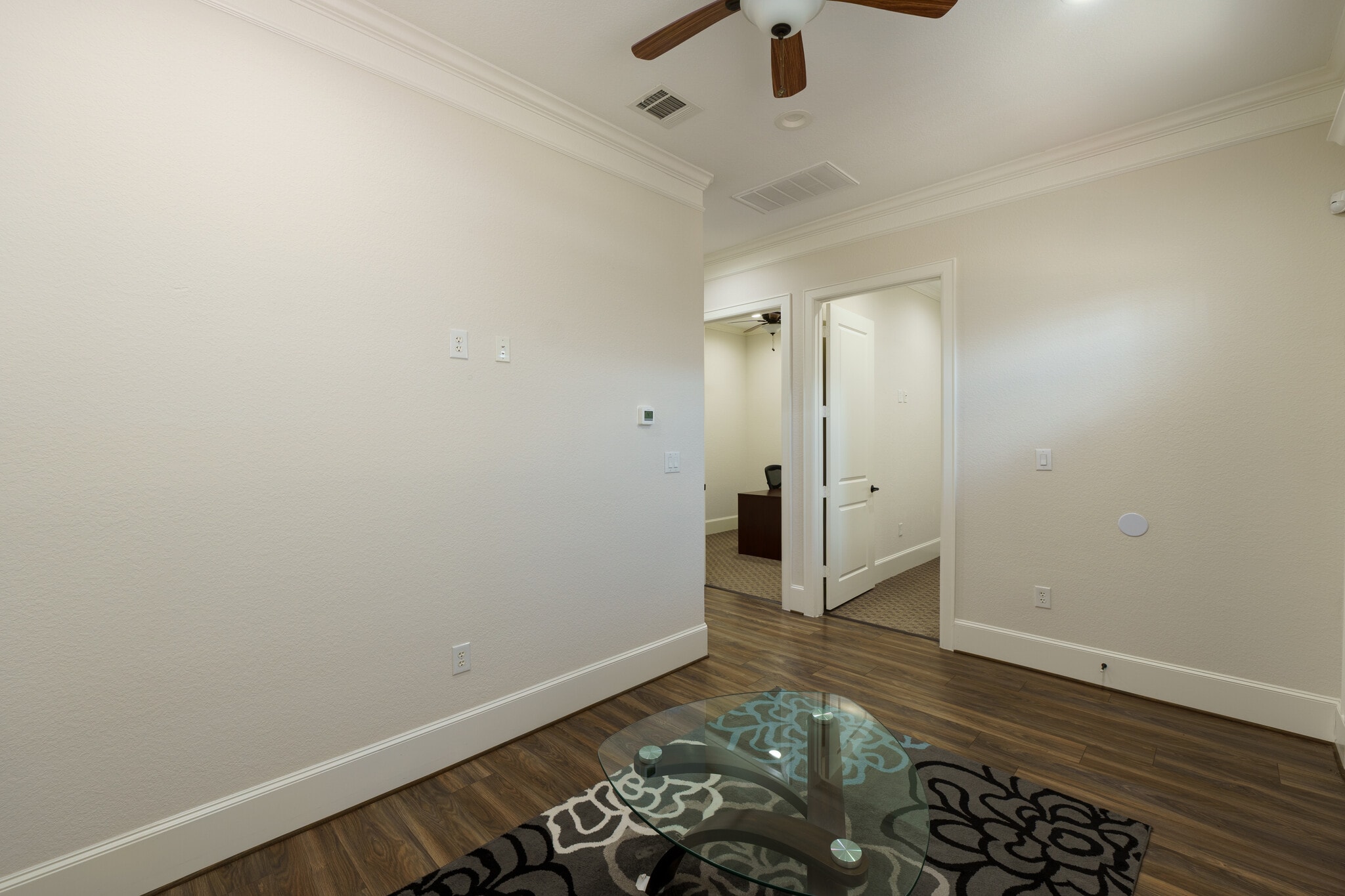 12262 Queenston Blvd, Houston, TX à louer Photo intérieure– Image 1 sur 19