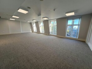 16 Hanover Sq, Londres à louer Photo intérieure– Image 1 sur 3