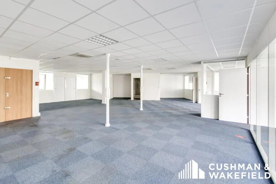 30 Avenue Du Chateau De Jouques, Gémenos à louer - Photo intérieure – Image 3 sur 13