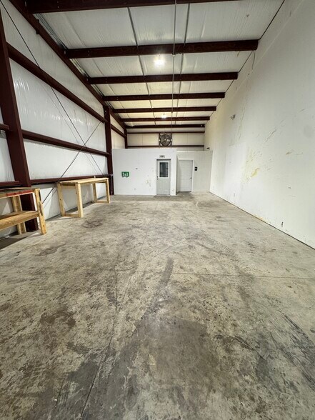 3041 Ricks Industrial, Myrtle Beach, SC à louer - Photo intérieure – Image 2 sur 3