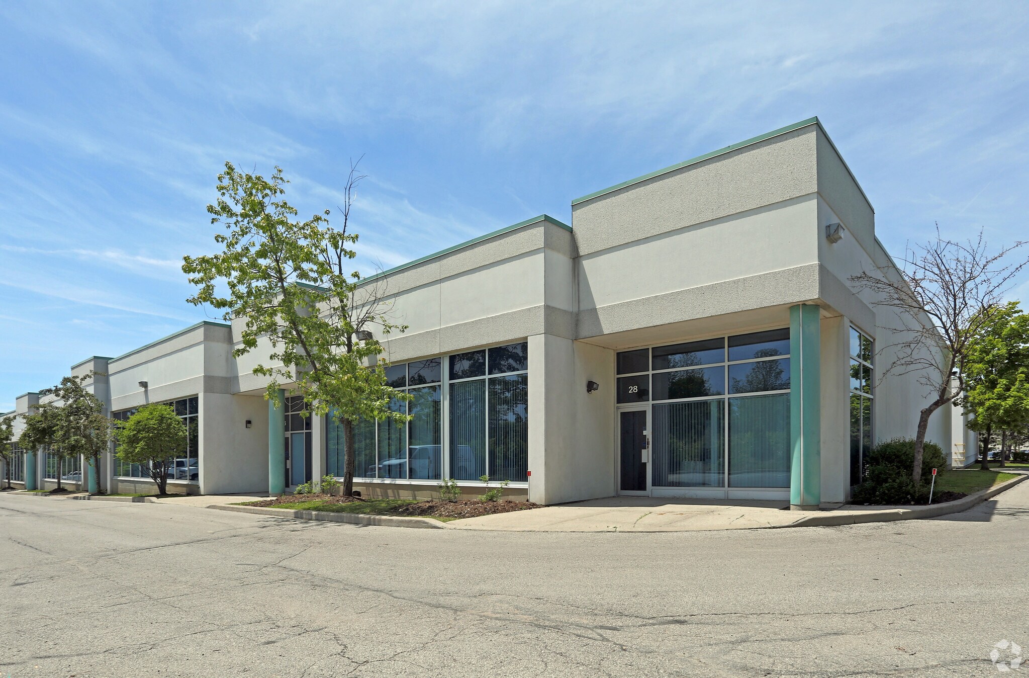 1845 Sandstone Mnr, Pickering, ON à louer Photo principale– Image 1 sur 7