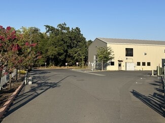 Plus de détails pour 140 Grove Ct, Healdsburg, CA - Industriel/Logistique à louer