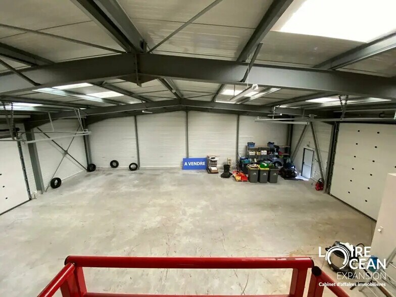 Local d'activités dans Nantes à vendre - Photo de l’immeuble – Image 3 sur 12