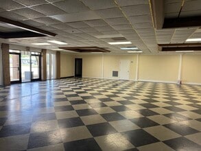 3410 Bashford Avenue Ct, Louisville, KY à louer Photo intérieure– Image 2 sur 2