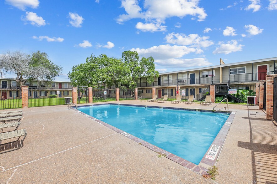4040 Schanen Blvd, Corpus Christi, TX à vendre - Photo de l’immeuble – Image 1 sur 7