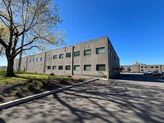 Plus de détails pour 18055 NE San Rafael St, Portland, OR - Industriel/Logistique à vendre