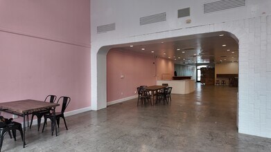 529-531 4th St, Santa Rosa, CA à louer Photo intérieure– Image 2 sur 5