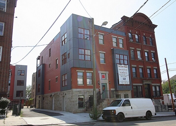 76 Palisade Ave, Jersey City, NJ à vendre Photo principale– Image 1 sur 8
