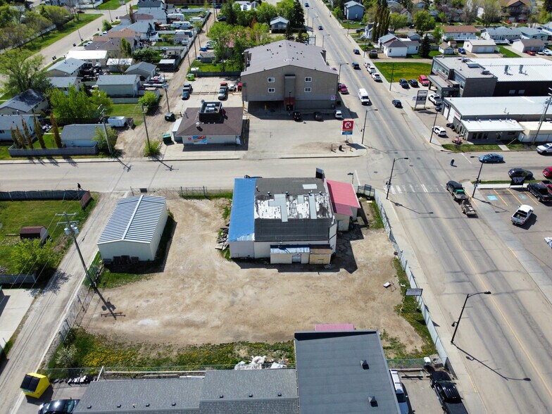9903 100 St, Morinville, AB à vendre - Photo de l’immeuble – Image 3 sur 4