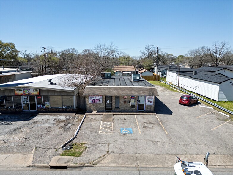 1936 Strawberry Rd, Pasadena, TX à vendre - Photo de l’immeuble – Image 1 sur 32