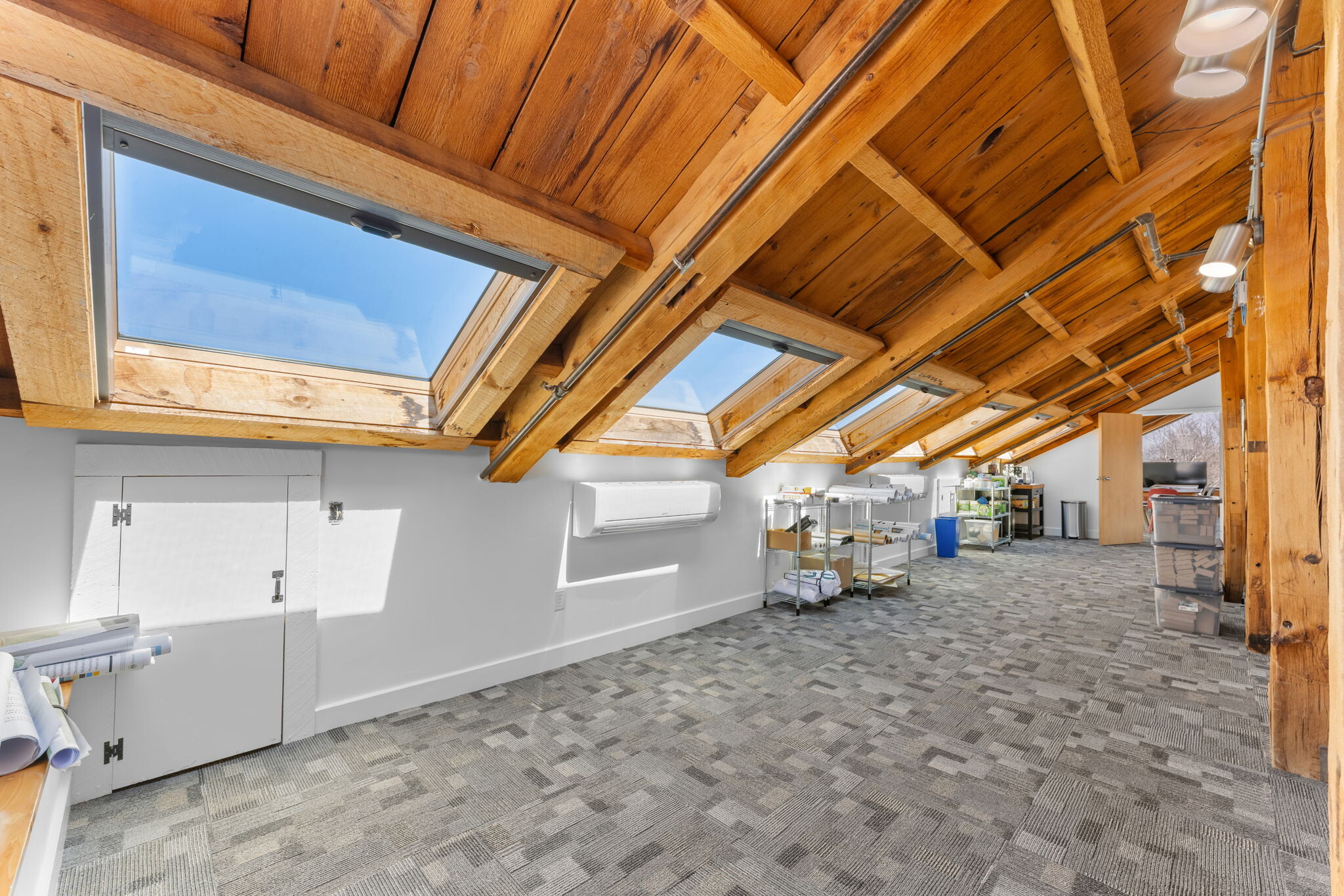 40R Merrimac St, Newburyport, MA à louer Photo intérieure– Image 1 sur 25