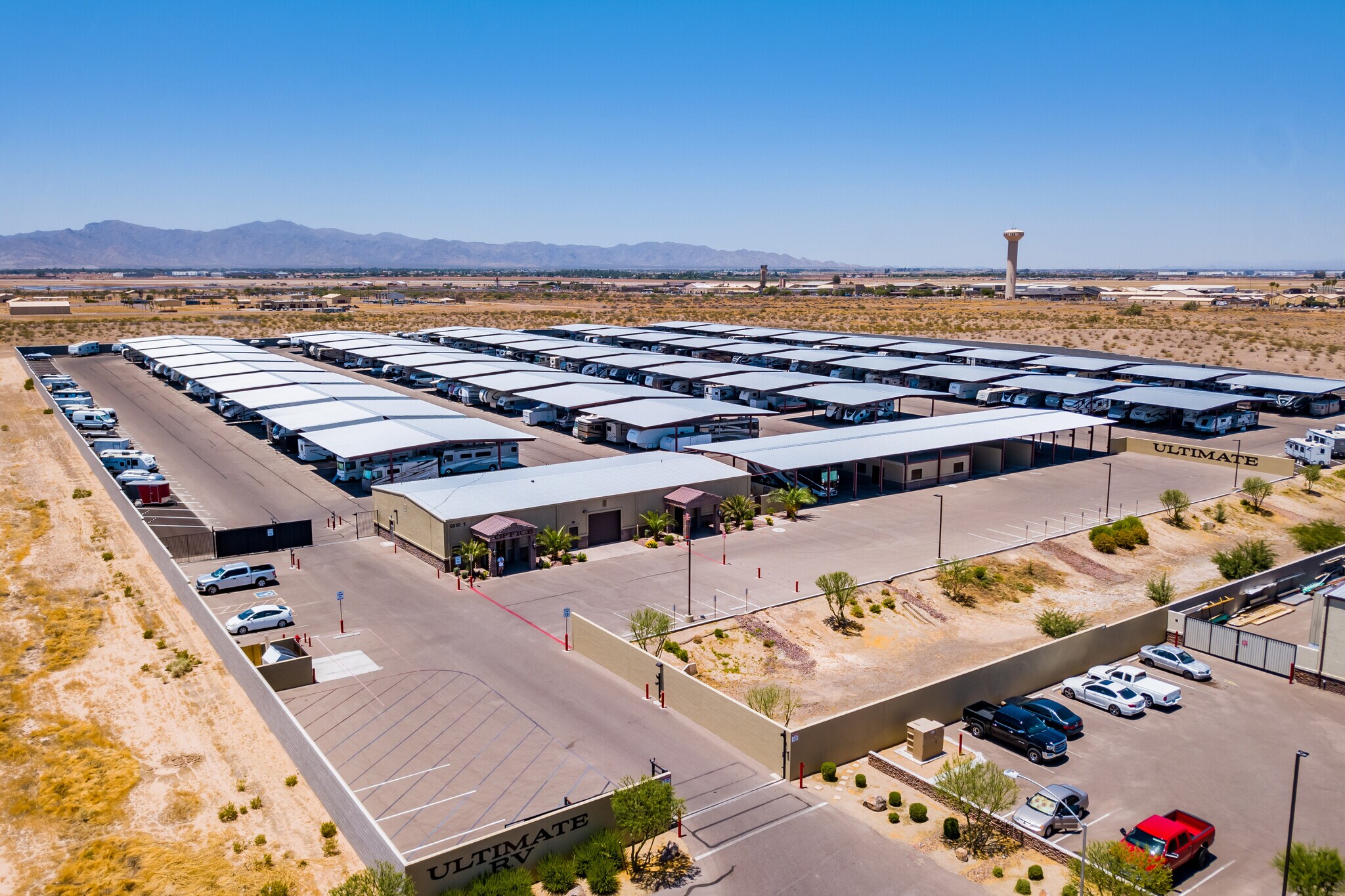 6030 N Litchfield Rd, Litchfield Park, AZ à louer Photo principale– Image 1 sur 6