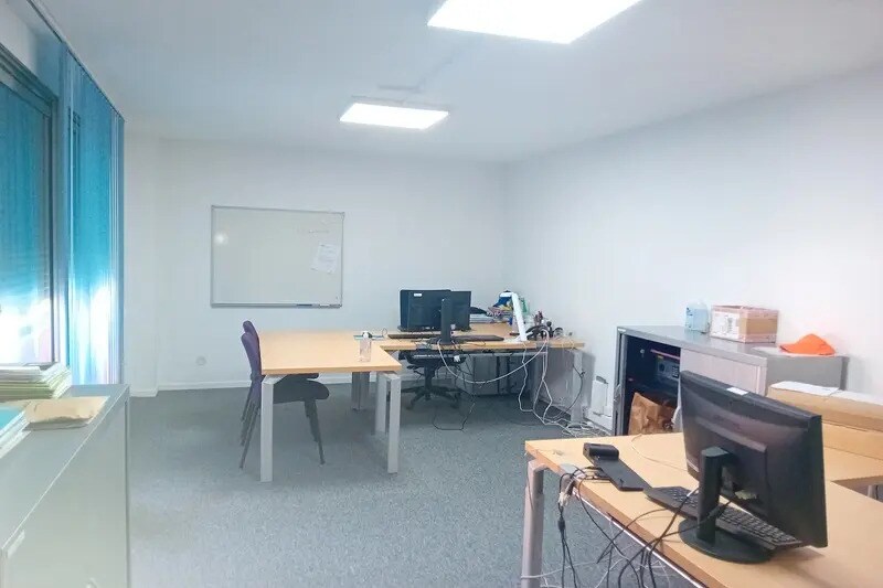 Bureau dans Montpellier à louer - Photo de l’immeuble – Image 2 sur 12