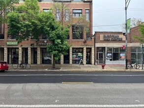 3724-3726 N Southport Ave, Chicago, IL à louer Photo de l’immeuble– Image 1 sur 11