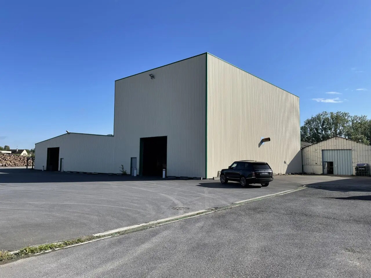 Industriel/Logistique dans Beaurieux à louer Photo de l’immeuble– Image 1 sur 9