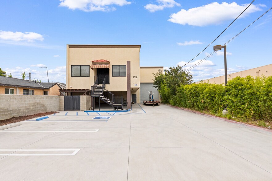 2318 Edwards Ave, South El Monte, CA à vendre - Photo de l’immeuble – Image 3 sur 27