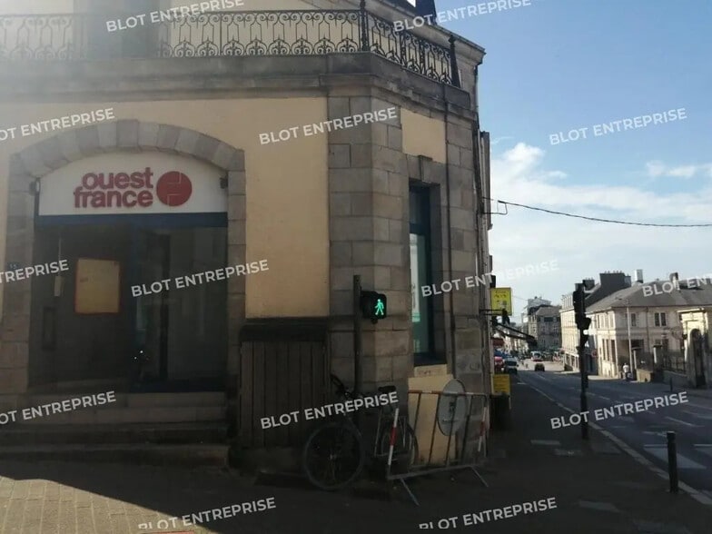 Bureau dans Vannes à louer - Photo de l’immeuble – Image 2 sur 7