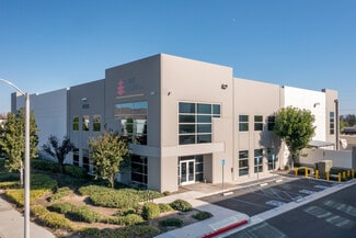 Plus de détails pour IEW Mid-Bay Six Pack – Industriel/Logistique à vendre, Jurupa Valley, CA