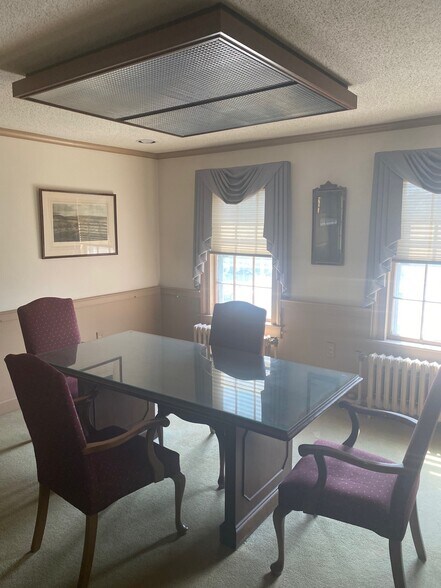 62 Stark St, Manchester, NH à vendre - Photo de l’immeuble – Image 3 sur 16