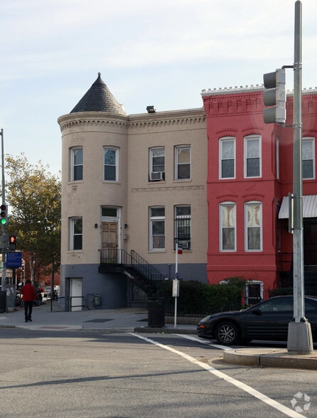 1949 Vermont Ave NW, Washington, DC à vendre - Photo principale – Image 1 sur 3