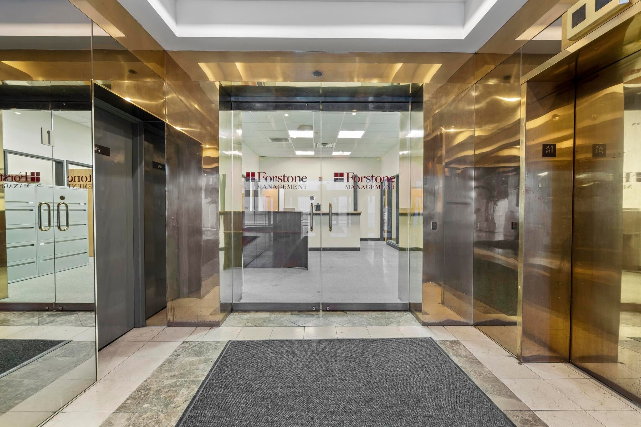 100 Fairfield Ave, Bridgeport, CT à louer Photo intérieure– Image 1 sur 9