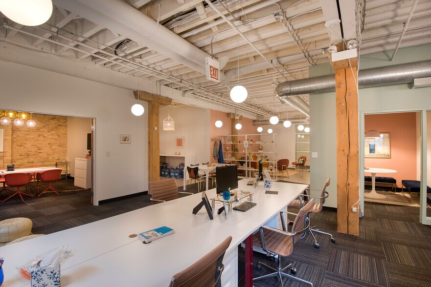 10-18 W Hubbard St, Chicago, IL à louer - Photo intérieure – Image 2 sur 15