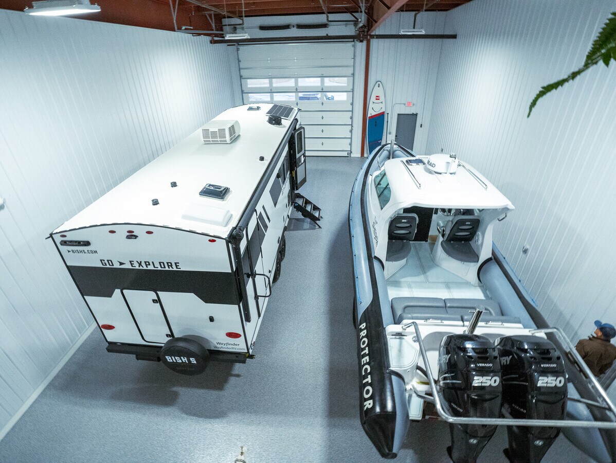 1009 Conrad Industrial Dr, Ludington, MI 49431 - Lot 2 - - Photo intérieure - Image 1 of 6