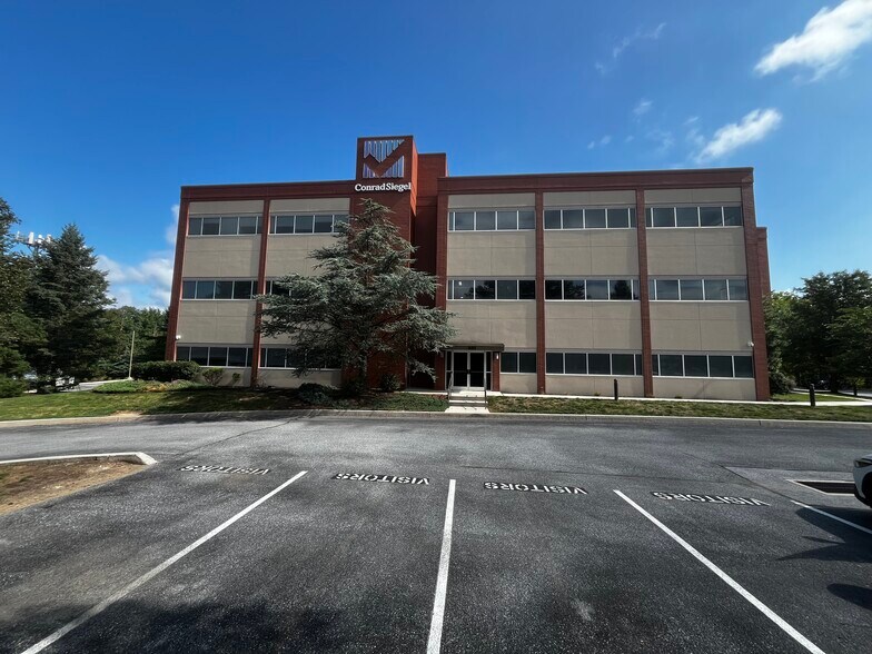 501 Corporate Cir, Harrisburg, PA à louer - Photo de l’immeuble – Image 2 sur 5