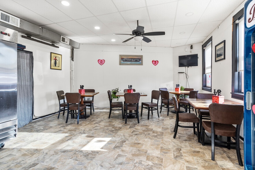 621 Maryland Ave, Wilmington, DE à vendre - Photo de l’immeuble – Image 3 sur 15
