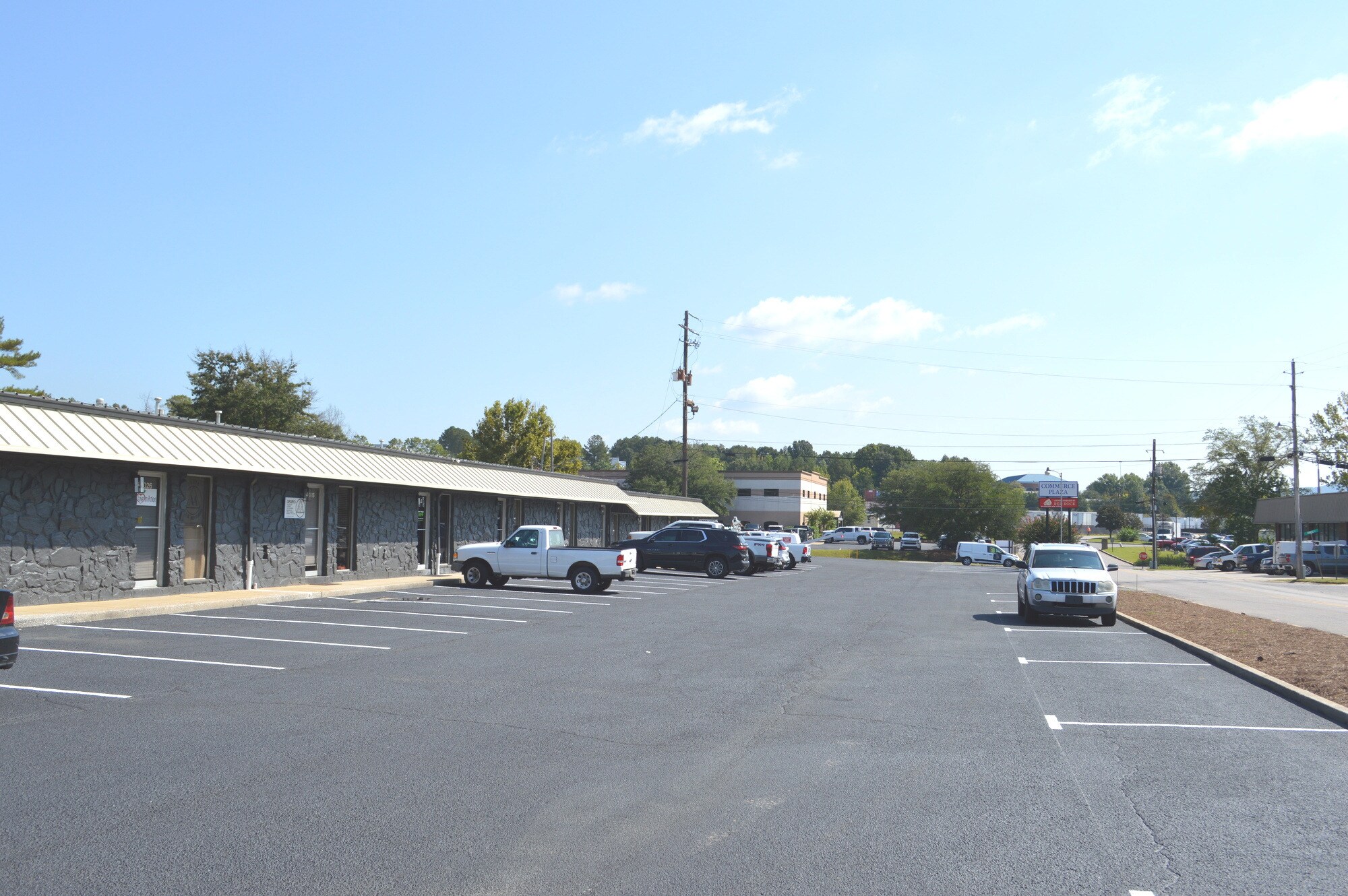 1020-1042 Commerce Blvd, Pelham, AL à louer Photo de l’immeuble– Image 1 sur 8