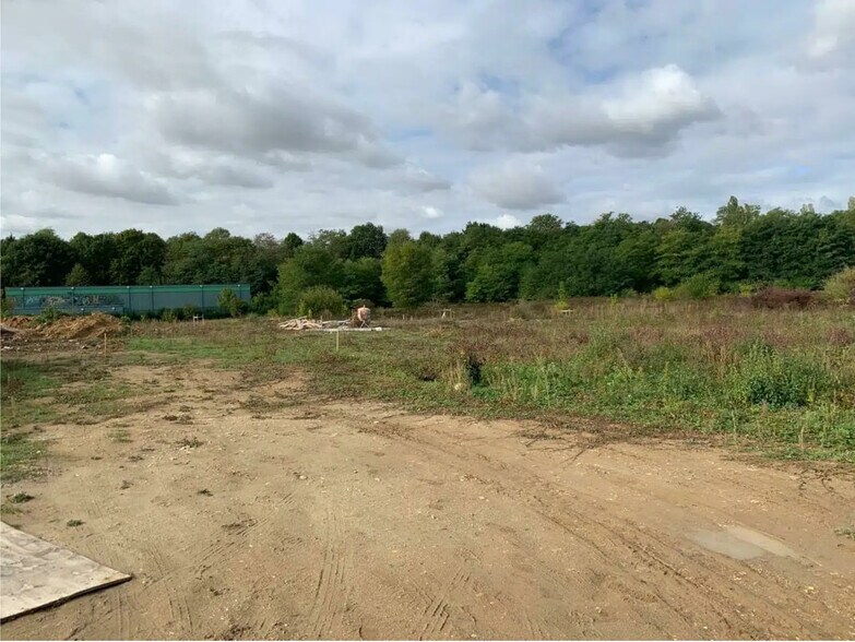 Terrain dans Étréchy à vendre - Photo de l’immeuble – Image 1 sur 6