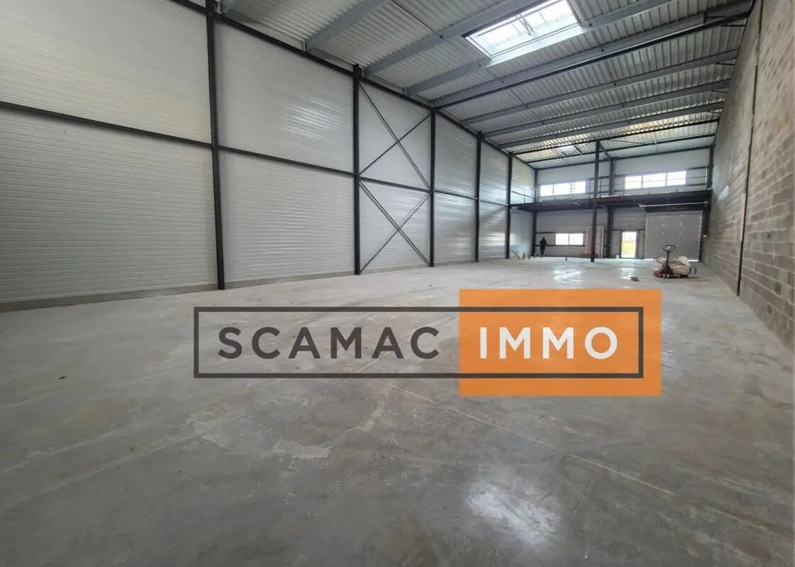 Industriel/Logistique dans Viarmes à louer Photo de l’immeuble– Image 1 sur 5