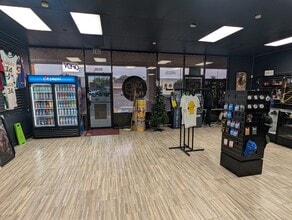 5080 W Olive Ave, Glendale, AZ à louer Photo intérieure– Image 2 sur 8