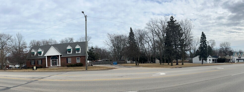 1421 S Reynolds Rd, Toledo, OH à vendre - Photo de l’immeuble – Image 1 sur 5