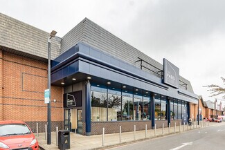 Plus de détails pour St. Ann Way, Gloucester - Local commercial à louer