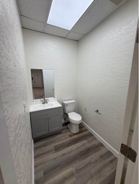 1805 Canova St SE, Palm Bay, FL à louer - Photo de l’immeuble – Image 2 sur 8