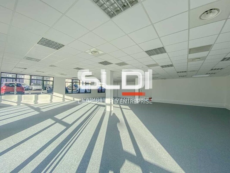 600 Boulevard Albert Camus, Villefranche-sur-Saône à louer - Photo intérieure – Image 2 sur 5