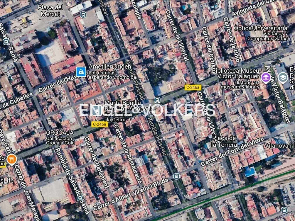 Immeuble residentiel dans Vilanova i la Geltrú, Barcelona à vendre Aérien– Image 1 sur 2