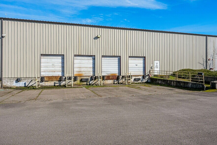 1810 W 39th St, Vancouver, WA à vendre - Photo de l’immeuble – Image 2 sur 7
