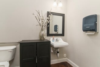 3844 Clemmons Rd, Clemmons, NC à louer Photo intérieure– Image 2 sur 18