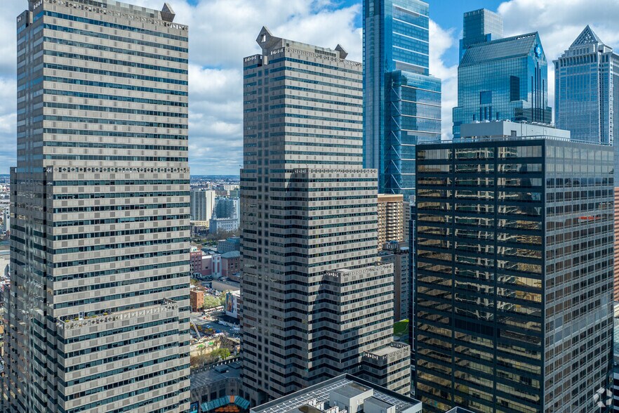 2001 Market St, Philadelphia, PA à louer - Photo de l’immeuble – Image 3 sur 46