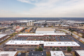 620-630 Tollgate Rd, Elgin, IL - VUE AÉRIENNE  vue de carte - Image1