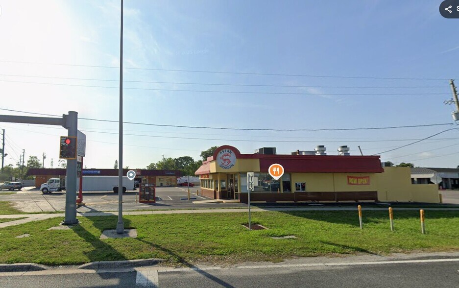5016 US Highway 19, New Port Richey, FL à louer - Photo de l’immeuble – Image 2 sur 3