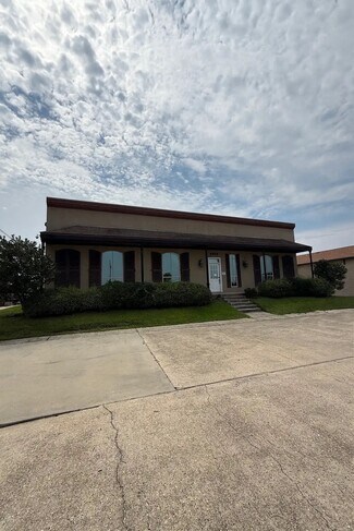 Plus de détails pour 4632 Pontchartrain Dr, Slidell, LA - Local d’activités à vendre