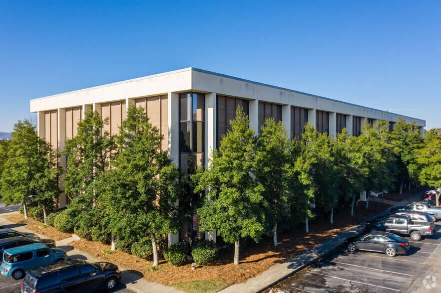 7003 Chadwick Dr, Brentwood, TN à louer - Photo principale – Image 1 sur 30