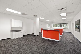 10304 Spotsylvania Ave, Fredericksburg, VA à louer Photo intérieure– Image 1 sur 6