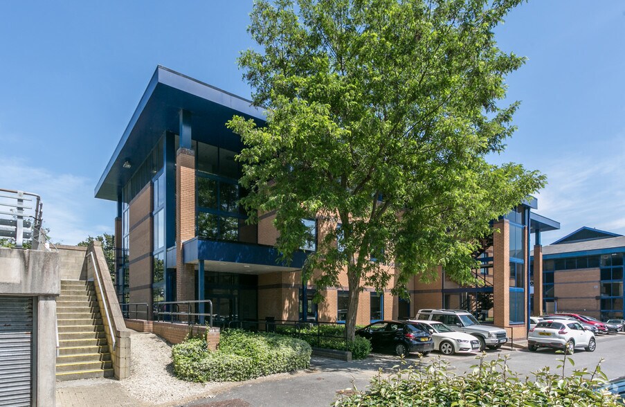 Woodlands, Bradley Stoke à louer - Photo de l’immeuble – Image 3 sur 14