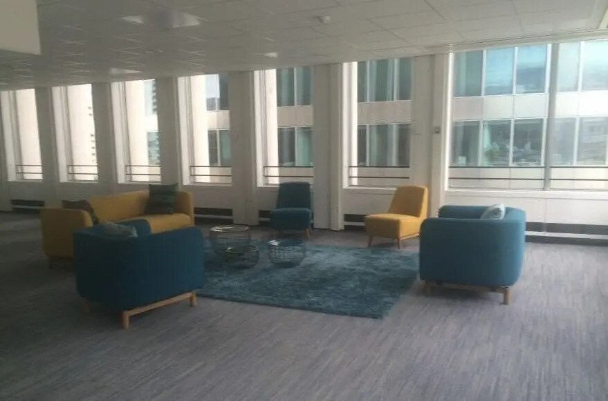 1 Place De La Pyramide, Puteaux à vendre - Photo de l’immeuble – Image 2 sur 11