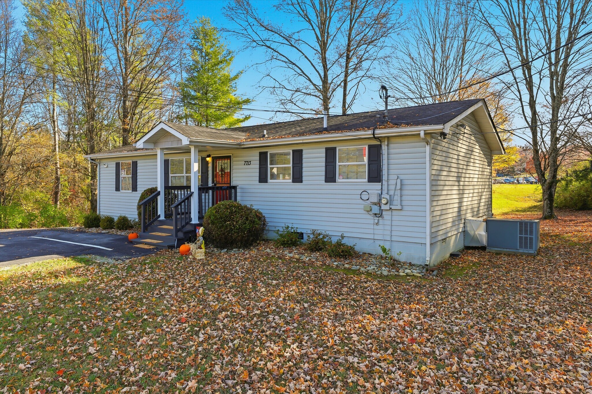 7713 Oak Ridge Hwy, Knoxville, TN à vendre Photo principale– Image 1 sur 24