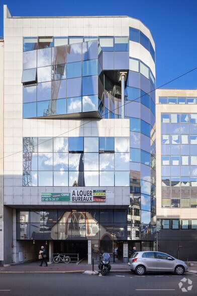 Bureau dans Levallois-Perret à louer - Photo de l’immeuble – Image 2 sur 4